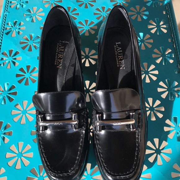 Sz 9 Black Lauren Ralph Lauren Heeled Loafers - Picture 2 of 6